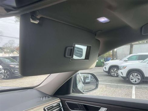 New 2025 Volkswagen Atlas SEL Premium R-Line image 32