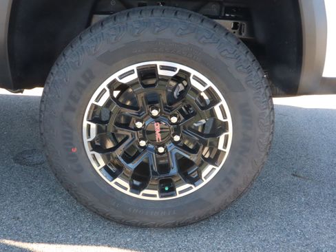 New 2026 GMC Canyon AT4 w/ Technology Plus Package image 20