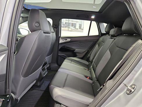 New 2026 Volkswagen ID.4 Pro S image 9