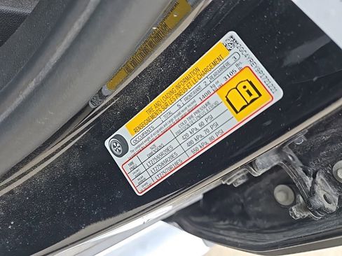 Used 2023 Chevrolet Silverado 2500 High Country image 15