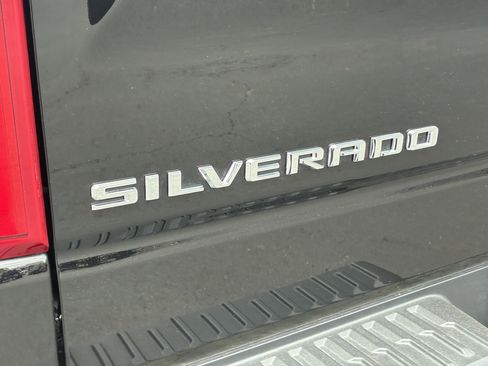 Used 2025 Chevrolet Silverado 1500 High Country AWD/4WD image 12