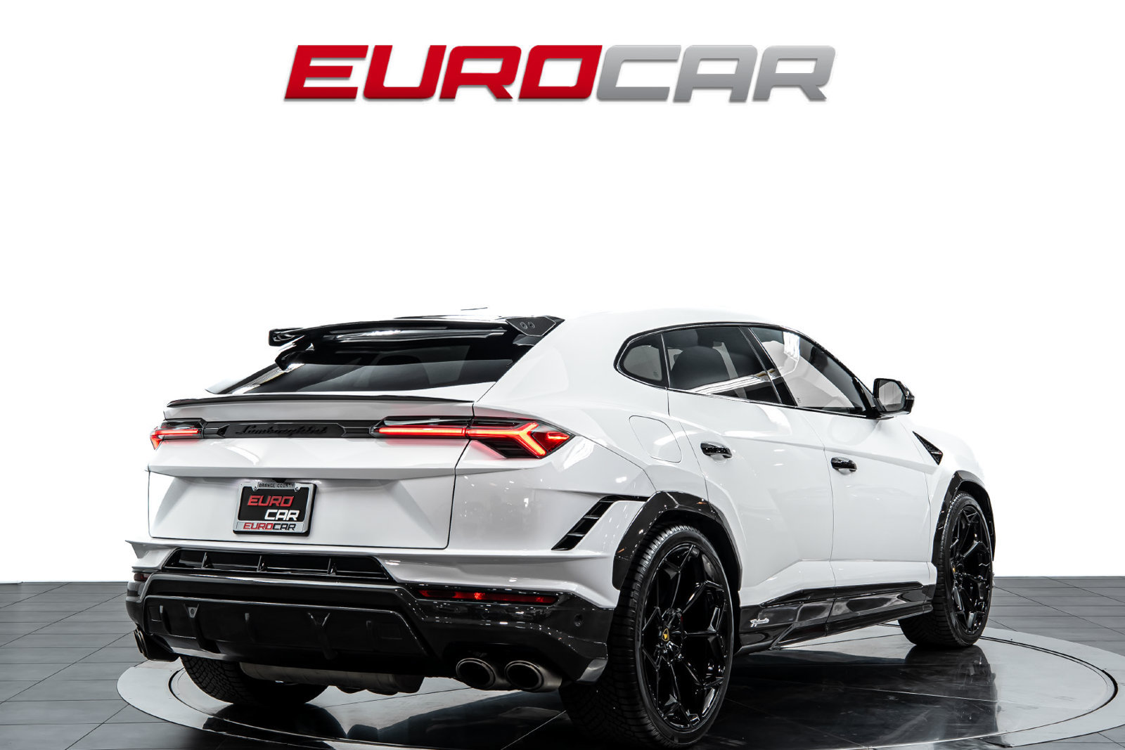 Used 2023 Lamborghini Urus Performante AWD/4WD image 5