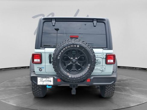 Used 2023 Jeep Wrangler Unlimited w/ Cold Weather Group AWD/4WD image 7