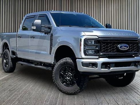 Used 2024 Ford F250 XL w/ STX Appearance Package AWD/4WD image 10