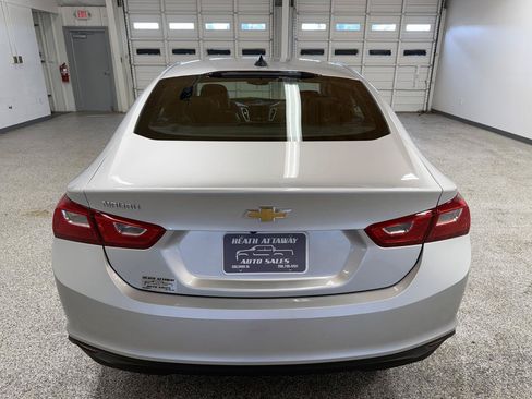 Used 2021 Chevrolet Malibu LS FWD image 6