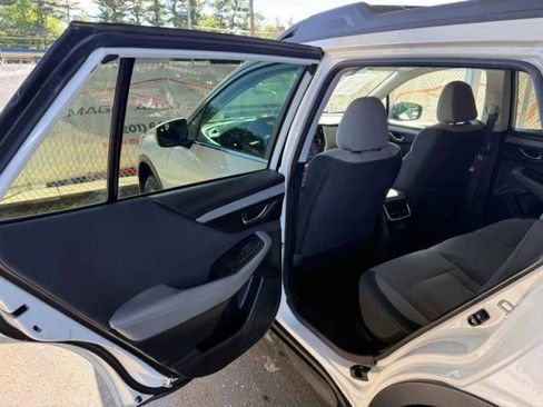 Used 2022 Subaru Outback Premium AWD/4WD image 15