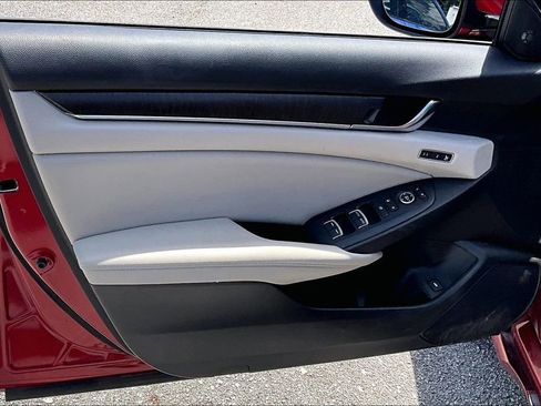 Used 2018 Honda Accord EX-L image 22