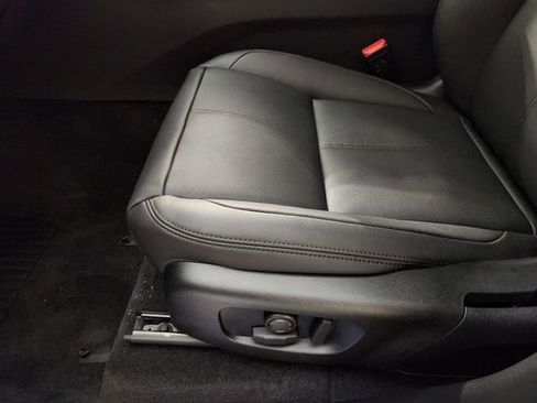 New 2026 Land Rover Range Rover Velar S image 23