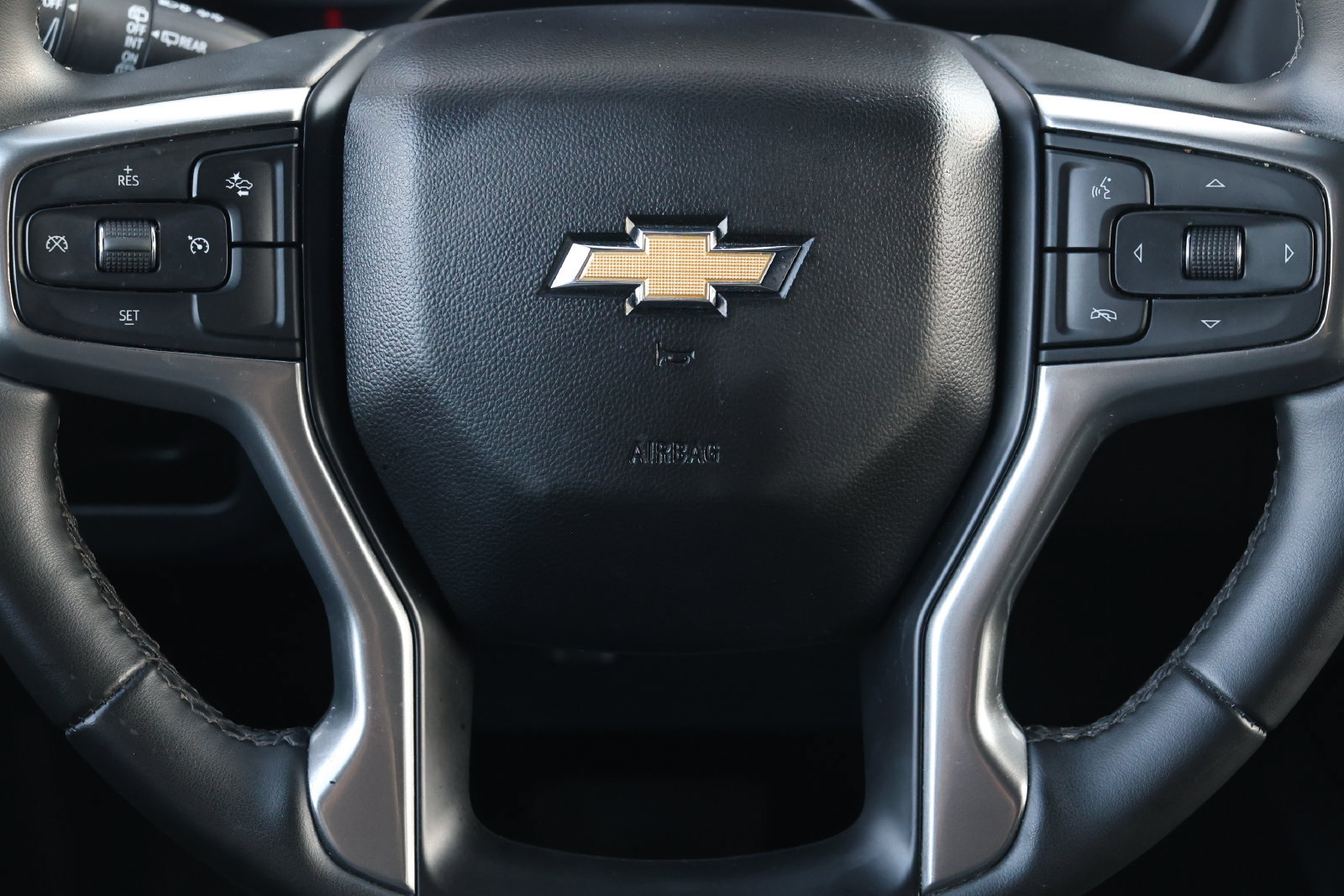 Used 2024 Chevrolet Tahoe LT RWD image 17