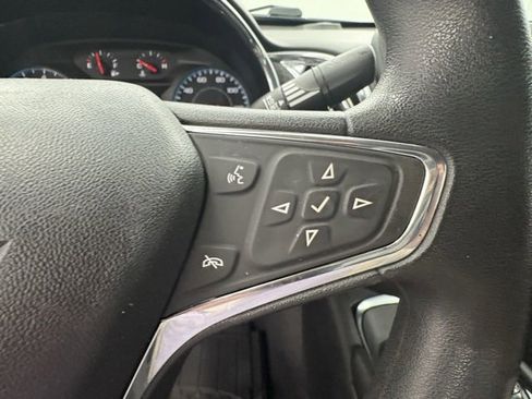 Used 2018 Chevrolet Malibu LT image 15