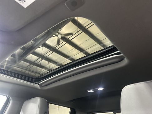 Certified 2022 GMC Sierra 1500 SLT w/ SLT Premium Plus Package image 20