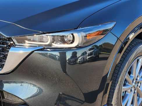 New 2025 MAZDA CX-5 AWD 2.5 S w/ Preferred Package image 9