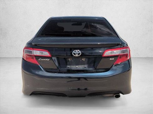 Used 2012 Toyota Camry SE FWD image 6