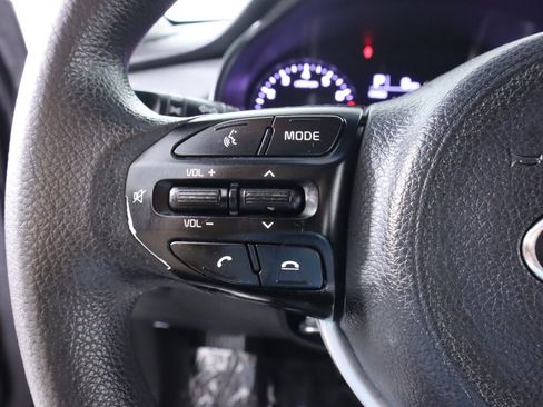 Used 2019 Kia Rio S FWD image 12