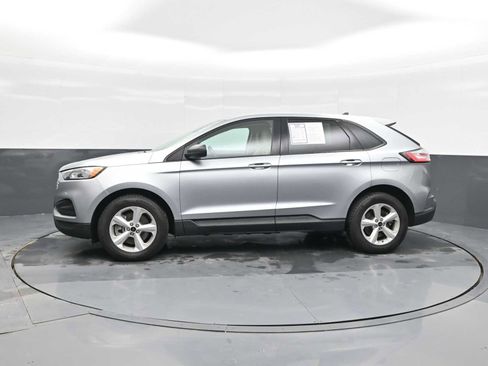 Used 2023 Ford Edge SE image 4