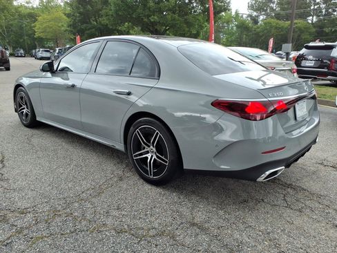 Used 2026 Mercedes-Benz E 350 4MATIC Sedan image 8