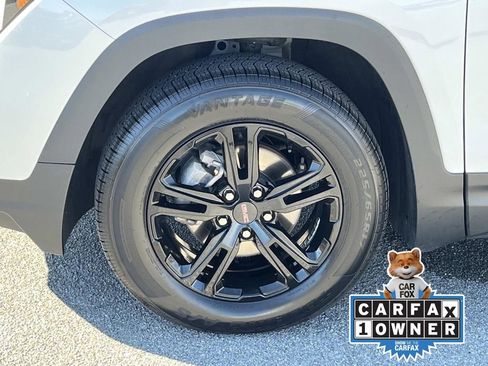 Used 2024 GMC Terrain AT4 image 11