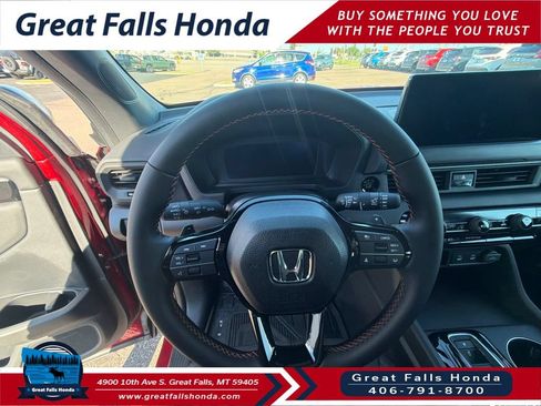 New 2026 Honda Pilot Sport image 12