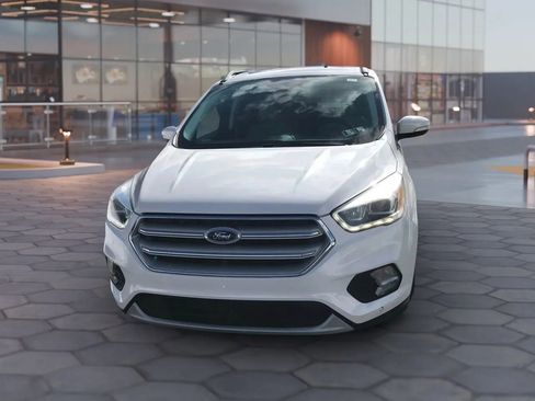 Used 2018 Ford Escape Titanium image 7