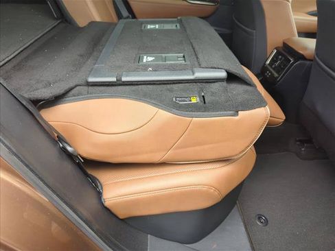 Certified 2025 Toyota Crown Signia AWD/4WD image 25