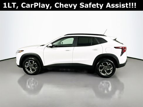 Used 2025 Chevrolet Trax LT image 5