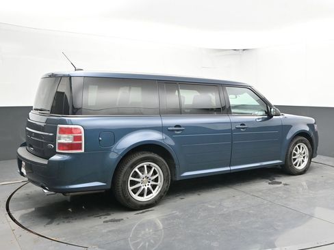Used 2016 Ford Flex SE image 11