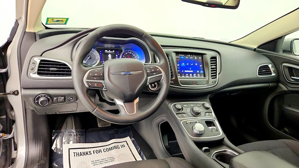 Used 2015 Chrysler 200 Limited w/ Convenience Group FWD image 14