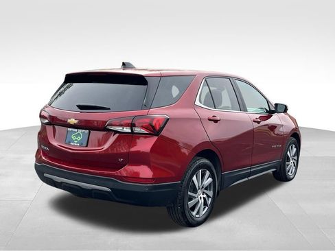 Used 2023 Chevrolet Equinox LT FWD image 2