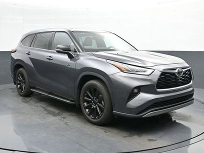 Used 2024 Toyota Highlander Platinum