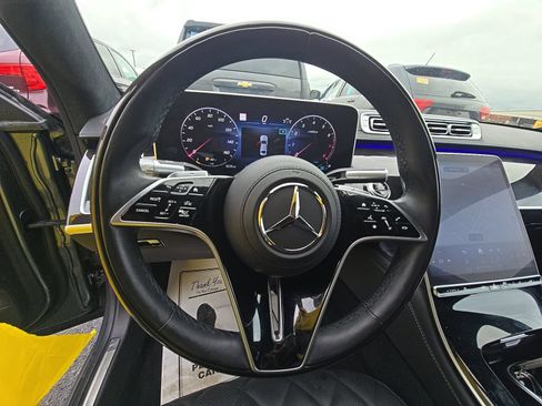 Used 2024 Mercedes-Benz S 580 4MATIC Sedan w/ Warmth & Comfort Package image 11