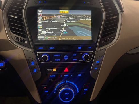 Used 2017 Hyundai Santa Fe Sport w/ 2.4L Tech Package 04 image 28