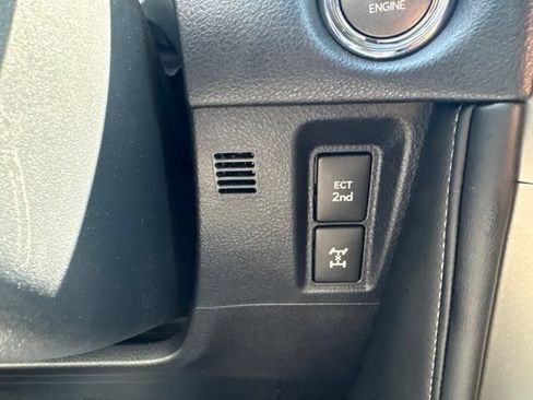Used 2020 Lexus GX 460 Premium w/ Premium Package AWD/4WD image 18