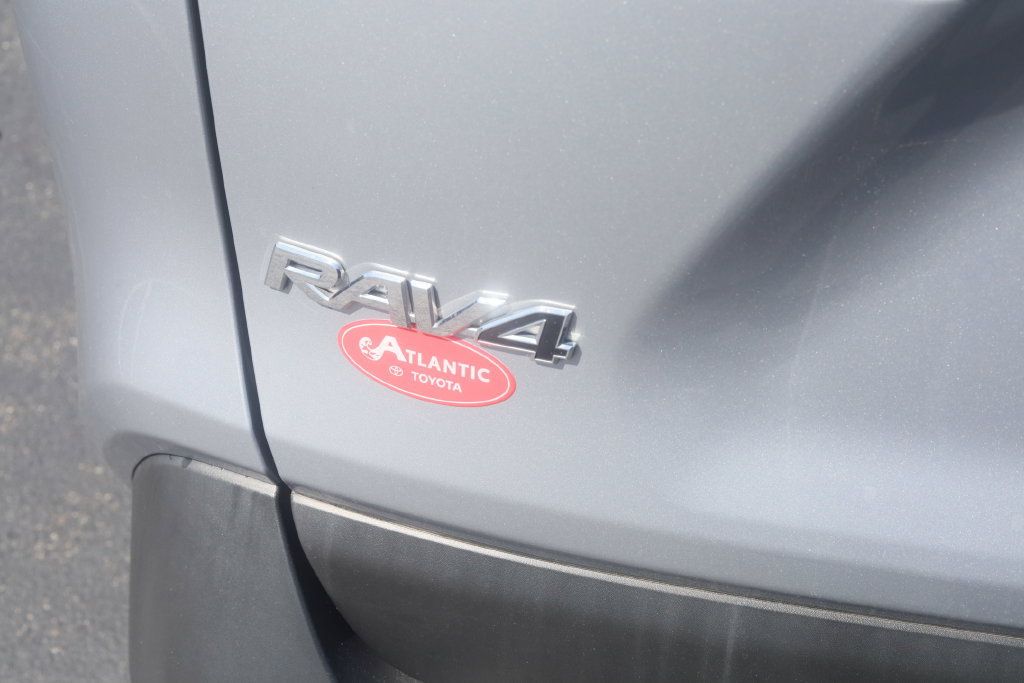 Certified 2019 Toyota RAV4 XLE AWD/4WD image 26