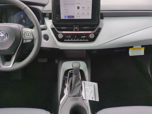 New 2026 Toyota Corolla SE image 18