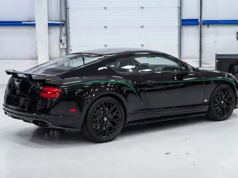 Used 2015 Bentley Continental GT3-R image 5