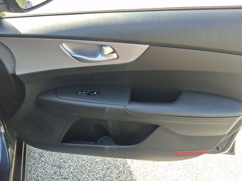 Used 2024 Kia Forte LXS FWD image 10