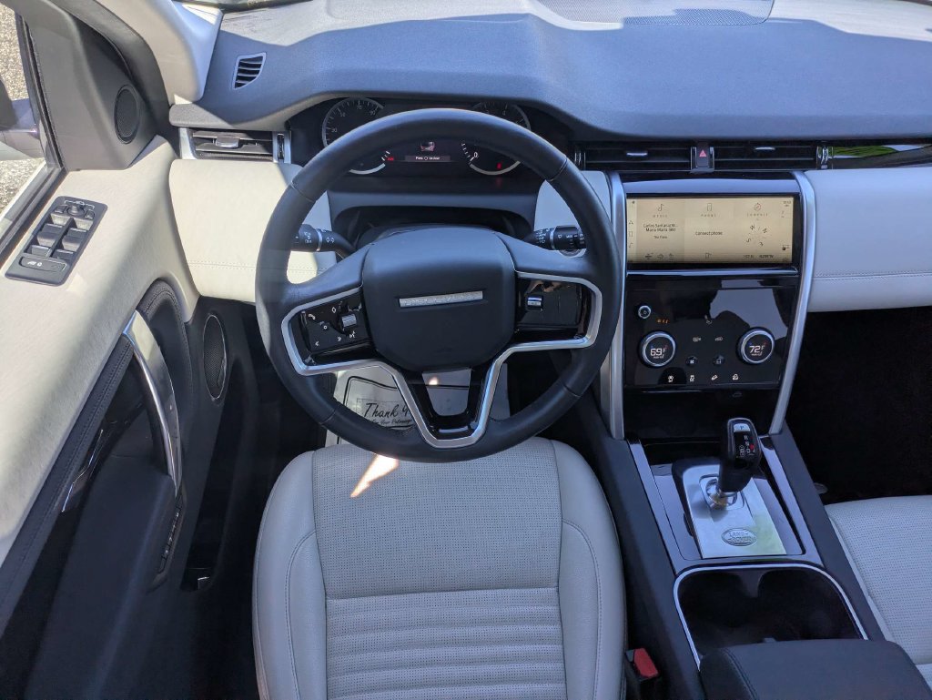 Used 2023 Land Rover Discovery Sport SE AWD/4WD image 14