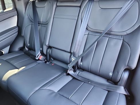 Certified 2025 Land Rover Range Rover Sport S image 25