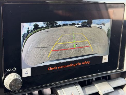 Used 2024 Toyota RAV4 XLE FWD image 19
