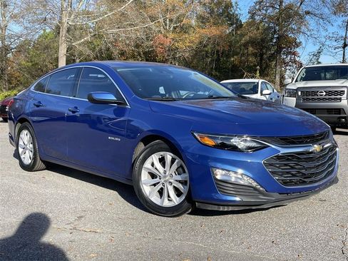 Used 2023 Chevrolet Malibu LT w/ Driver Confidence Package image 5