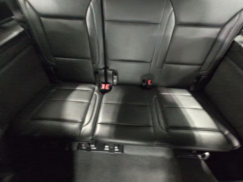 Used 2025 GMC Yukon XL Denali AWD/4WD image 22