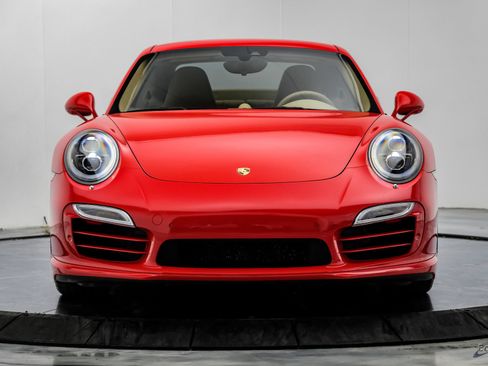 Used 2014 Porsche 911 Turbo S AWD/4WD image 34