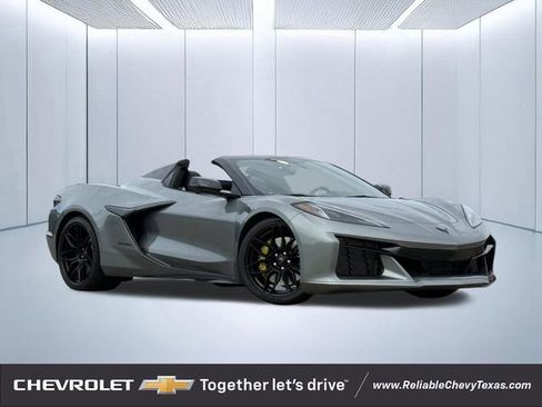 Used 2023 Chevrolet Corvette Z06 RWD image 1