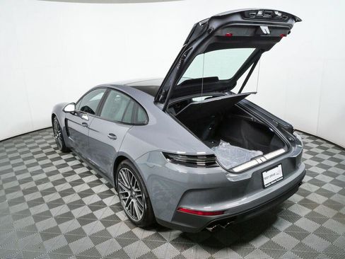 New 2026 Porsche Panamera image 33