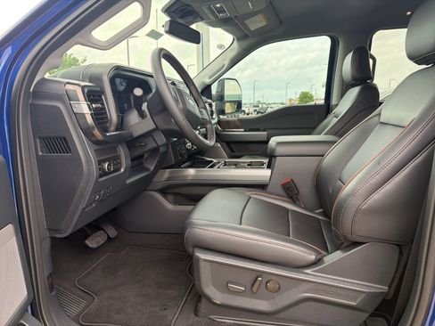 New 2026 Ford F250 Lariat w/ Black Appearance Package AWD/4WD image 12