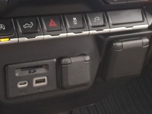 Used 2021 GMC Sierra 1500 SLT w/ X31 Off-Road Package image 25