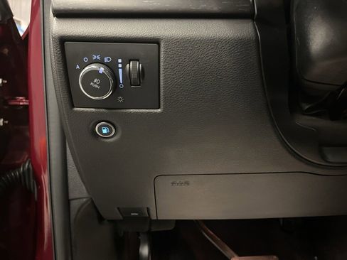 Used 2018 Jeep Grand Cherokee Laredo image 13