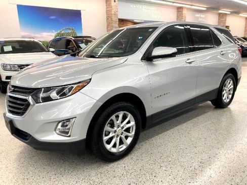 Used 2018 Chevrolet Equinox LT image 1