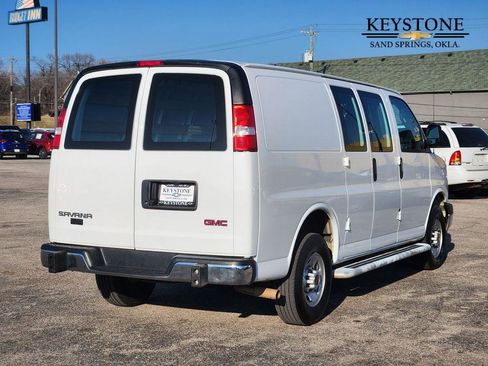 Used 2024 GMC Savana 2500 w/ Driver Convenience Package image 5