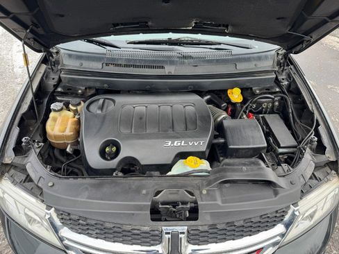 Used 2013 Dodge Journey SXT w/ Safe & Sound Group image 24